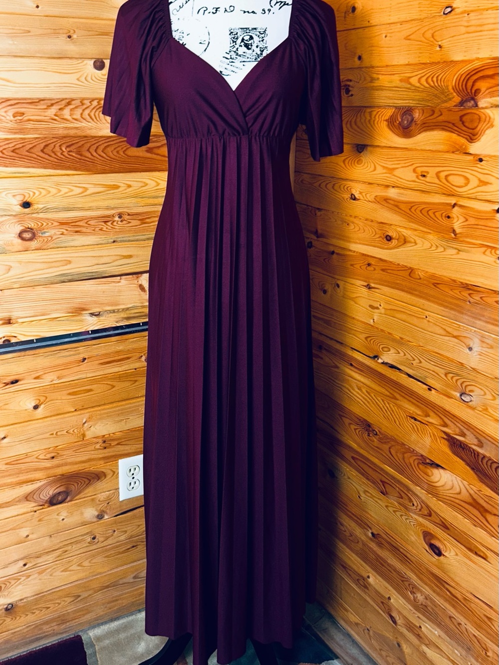 ASOS Burgundy Maxi Dress with V-Neck and Short Sleeves
